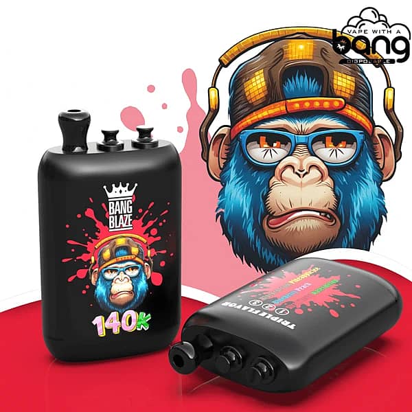 Bang Blaze 140 000 zaciągnięć – jednorazowy vape o potrójnym smaku Blue Razz, arbuzowo-brzoskwiniowym i truskawkowym, z trzema oddzielnymi dyszami
